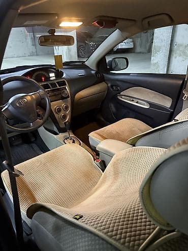 тоета бб: Toyota Yaris: 2007 г., 1.3 л, Автомат, Бензин, Седан — 9