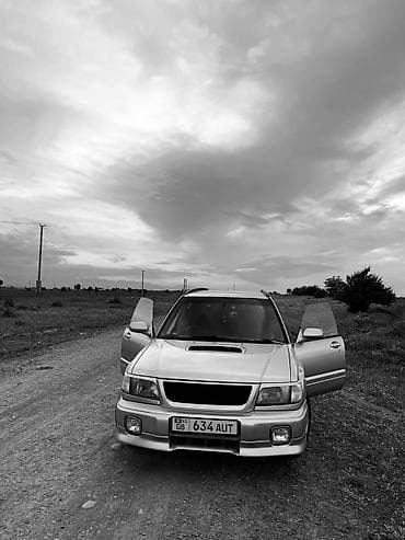 Унаа: Subaru Forester: 1997 г., Кол менен иштөөчү, Кроссовер — 4