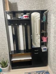 Продаётся шкаф в прихожию с зеркалом всего за 5 тыс. сом.Пользовались at lalafo.kg Продаётся шкаф в прихожию с зеркалом всего за 5 тыс. сом.Пользовались
