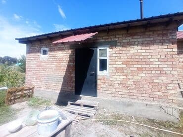 продаю дом кут биримдик: Дом, 64 м², 3 комнаты, Собственник — 2