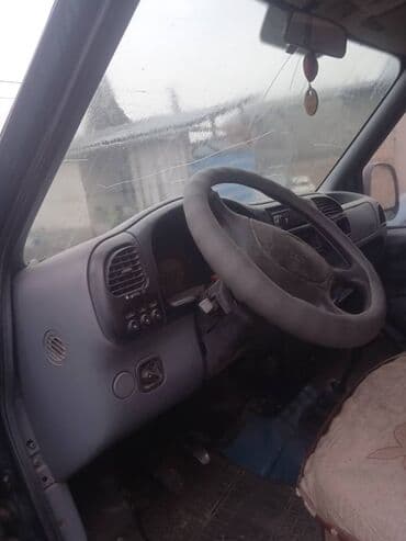 бус макси: Ford Transit: 1995 г., 2.5 л, Механика, Дизель, Фургон — 5