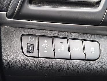 Hyundai Avante: 2018 г., 1.6 л, Вариатор, Бензин, Седан — 8