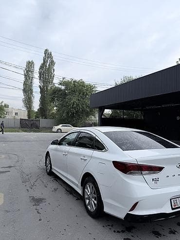 Продажа авто: Hyundai Sonata: 2018 г., 2 л, Автомат, Газ, Седан — 4