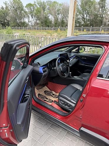 ключ комплек: Toyota C-HR: 2019 г., 2 л, Автомат, Бензин, Хэтчбэк — 9