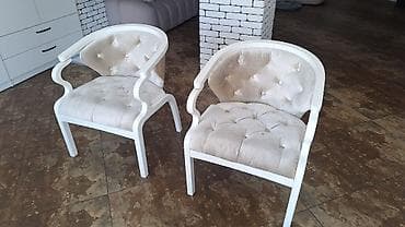 Пара кресел в классическом стиле - Материал каркаса: массив дерева