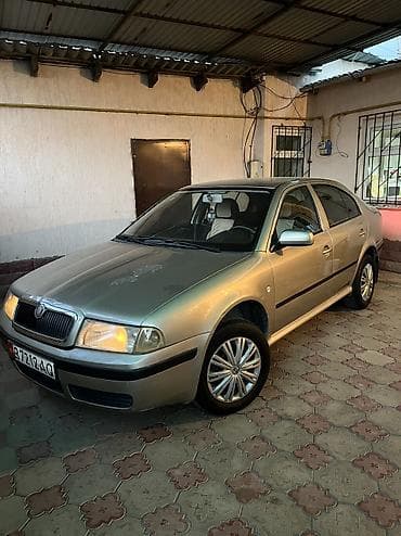 Skoda Octavia: 2005 г., 1.6 л, Кол менен иштөөчү, Бензин, Седан — 4