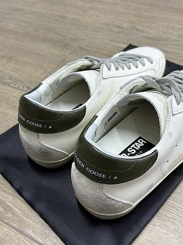 расклешенные джинсы мужские: Мужские кроссовки, 40, 41, 42, Golden Goose, Новый, цвет - Белый, Самовывоз, Платная доставка — 5