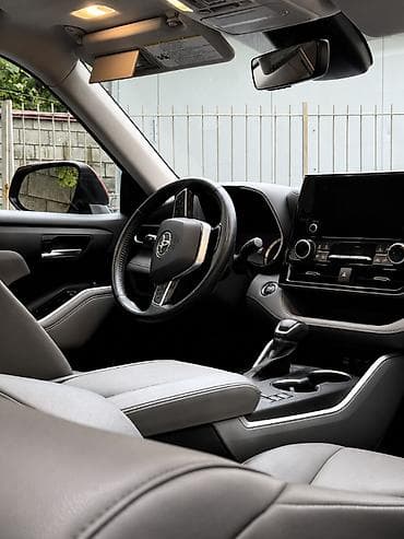 34: Toyota Highlander: 2023 г., Автомат, Бензин, Кроссовер — 8