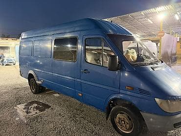 Легкий грузовик, Mercedes-Benz — 2
