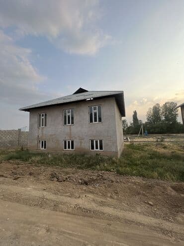 продаю дом новониколаевка: Дом, 200 м², 6 комнат, Собственник — 2