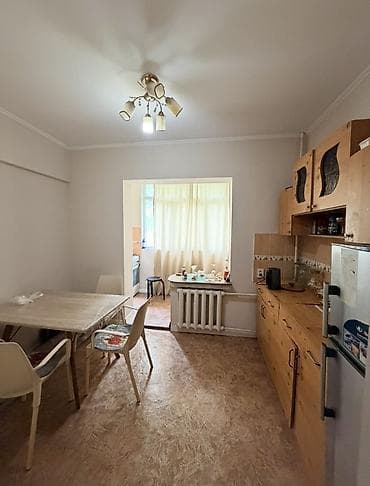 Недвижимость: 🏠 Срочно сдается 1 комната на долгий срок! В центре города, рядом есть — 4