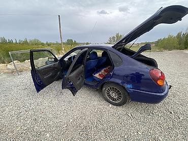 Toyota: Toyota Corolla: 1999 г., 1.3 л, Механика, Бензин, Хэтчбэк — 4