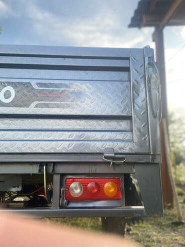 продаю в связи с переездом: Легкий грузовик — 10