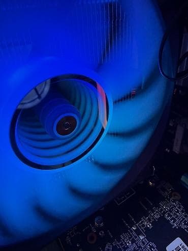 видое камера: Компьютер, ядер - 4, ОЗУ 16 ГБ, Игровой, Новый, Intel Core i5, AMD Radeon RX 580, HDD + SSD — 10