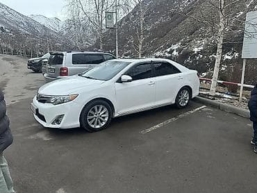 prius v: Toyota Camry: 2012 г., 2.5 л, Автомат, Бензин, Седан — 5