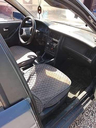 lc prado: Audi 80: 1992 г., 2 л, Механика, Бензин, Седан — 6