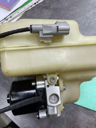 пневматический домкрат: Компрессор Lexus 2012 г., Б/у, Оригинал, Япония — 3