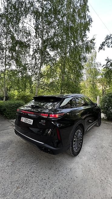 rox 01: Exeed : 2 л | 2023 г. Кроссовер — 2