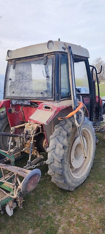 трактори: Трактор YTO 404, колесная формула 4х4. трех цилиндровый — 1