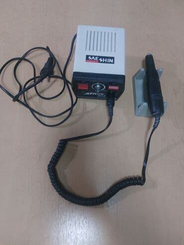 оборудование для парикмахеров: 1. Машинка STRONG 204, б/у 2.Стразы разных размеров 3.Втирки — 2