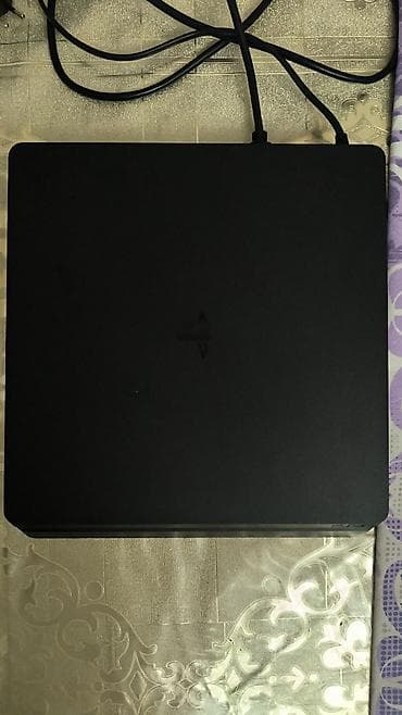 Xbox: PS4 Slim в отличном состоянии 2 геймпада + 3 игры: GTA V, Call of Duty — 2