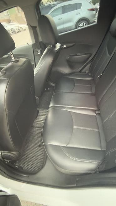 ravon spark: Chevrolet Spark: 2018 г., 1 л, Вариатор, Бензин, Хэтчбэк — 10
