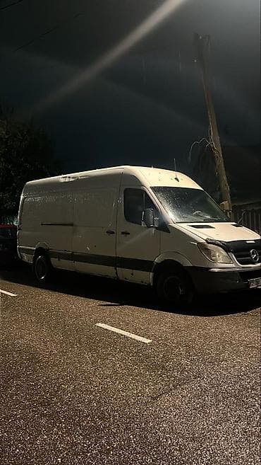 спринтер балка: Легкий грузовик, Mercedes-Benz — 1