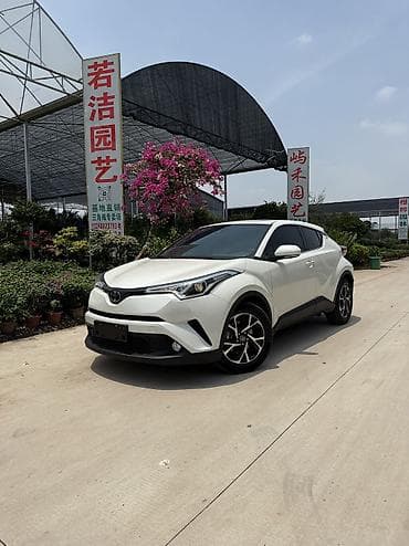 fit 2020: Toyota C-HR: 2020 г., 2 л, Вариатор, Бензин — 1
