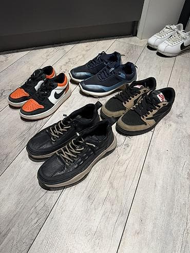 кросо: Каждая по 500
Оранжевые найки 36/37
Остальные 42 — 2