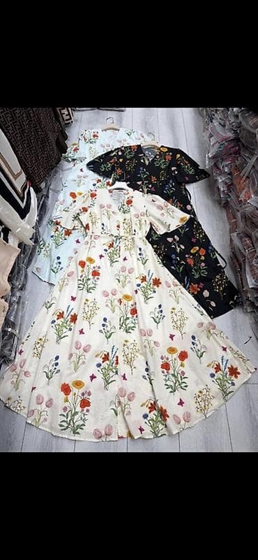 камуфляж ткань: Платье миди с цветочным принтом - Фасон: расклёшённое миди, слегка — 4