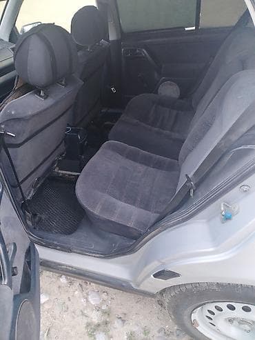 бампер на опель вектра б: Volkswagen Vento: 1993 г., 1.8 л, Седан — 4