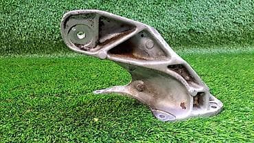 x5 2003: Кронштейн двигателя Е53 6 751 345 Год 2002 В отличном состоянии — 4