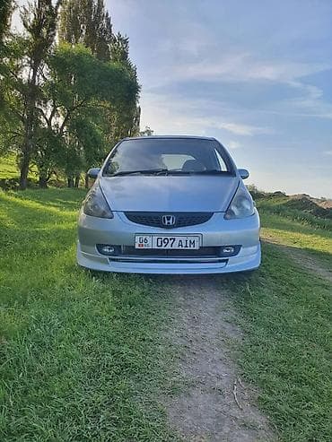 лс460: Honda Fit: 2002 г., 1.5 л, Вариатор, Хэтчбэк — 3