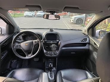 wuling mini ev: Chevrolet Spark: 2020 г., 1 л, Автомат, Бензин, Хэтчбэк — 9