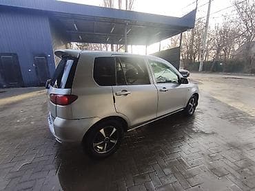 колор: Mazda Demio: 2004 г., 1.3 л, Автомат, Бензин, Хэтчбэк — 4