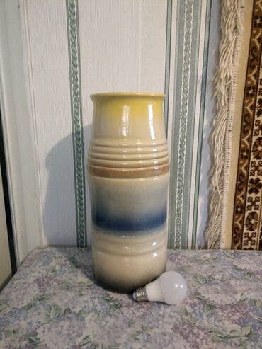 Ваза декоративная, высокая, можно поставить сухоцветы - Вазы at lalafo.kg Ваза декоративная, высокая, можно поставить сухоцветы - Вазы