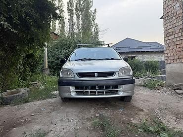 Toyota Raum: 2000 г., 1.5 л, Бензин — 1