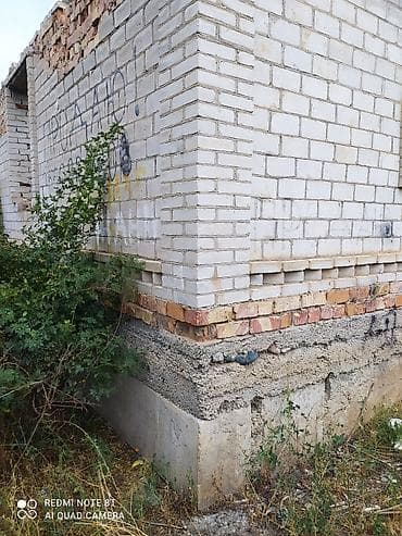 красный страитель: Отдам даром кирпичи селикатные сами демонтируетедом был — 3