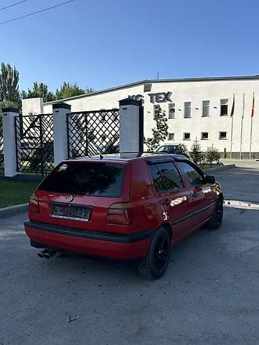 Унаа сатуу: Volkswagen Golf: 1995 г., 1.8 л, Кол менен иштөөчү, Бензин, Хетчбек — 8