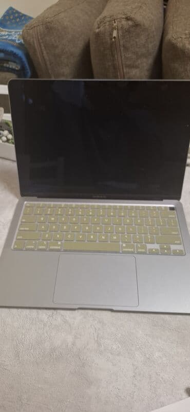 игровые компьютеры цена: Ноутбук, Apple, 8 ГБ ОЗУ, Apple M1, 13.3 ", Б/у, Для несложных задач, память HDD + SSD — 2