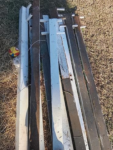 угловой компьютерный стол с надстройкой: 180 квадрат метр стойка ферма профлист окно дверь Металлические фермы — 6