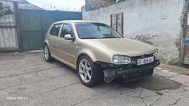 Продажа авто: Volkswagen Golf: 2002 г., 1.8 л, Механика, Бензин, Хэтчбэк — 2