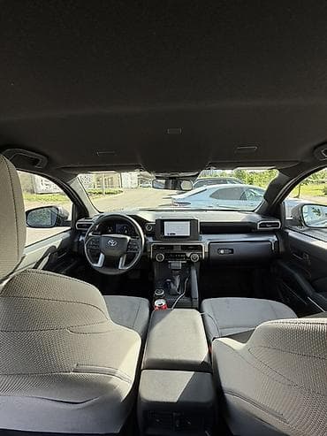 tayota 4 runner: Toyota 4Runner: 2025 г., Бензин, Внедорожник — 7