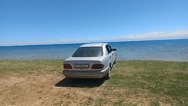 авто рам: Mercedes-Benz E-Class: 1999 г., Автомат, Бензин, Седан — 3