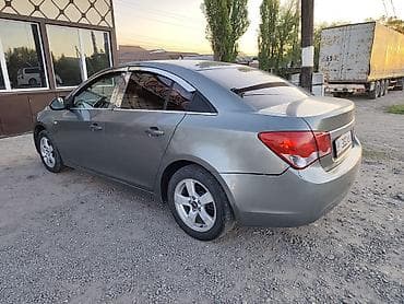 двери ауди: Chevrolet Cruze: 2010 г., 1.6 л, Автомат, Газ, Седан — 9