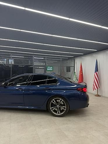 Транспорт: BMW 5 series: 2021 г., 4.4 л, Автомат, Бензин, Седан — 3