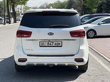 v klass: Kia Carnival: 2018 г., 2.2 л, Автомат, Дизель, Минивэн — 2