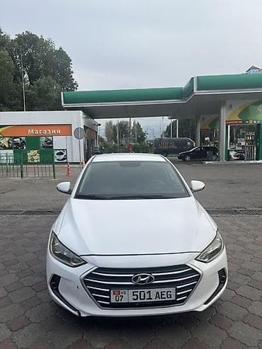 Hyundai Avante: 2018 г., 1.6 л, Автомат, Газ, Седан