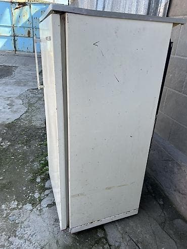 a 70: Холодильник однокамерный с морозильным отделением сверху — 3