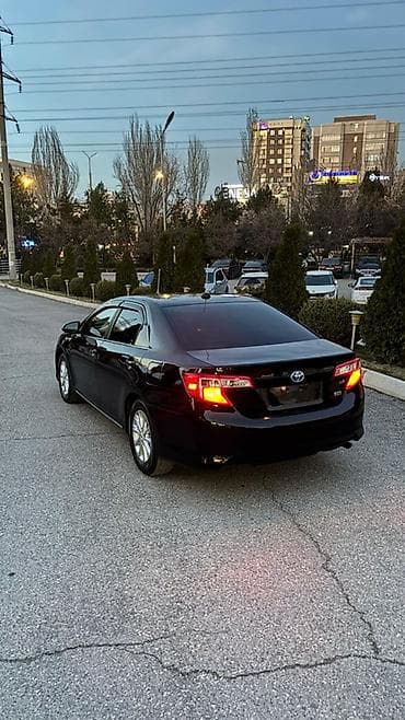 тойото камри 55: Toyota Camry: 2015 г., 2.5 л, Вариатор, Гибрид, Седан — 3